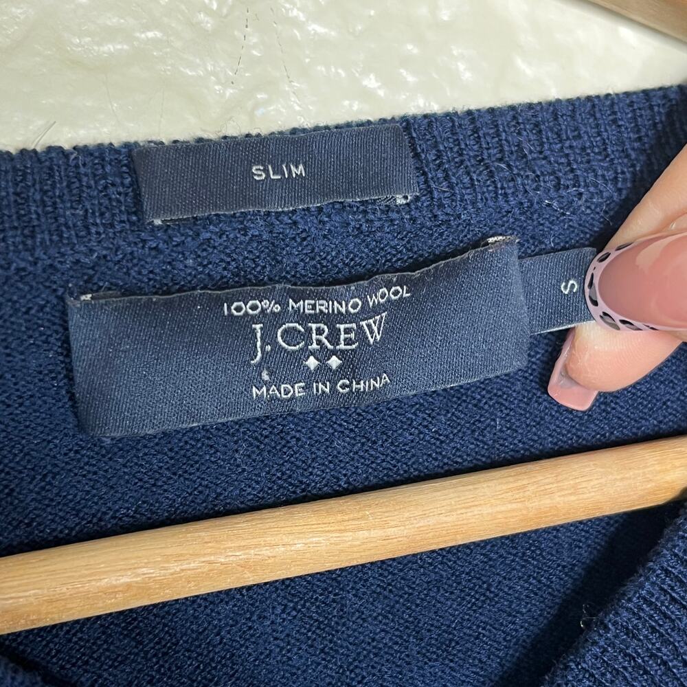 J.Crew Merino Wool V-Neck Sweater Classic Slim Fit Men Blue Long Sleeve Small - Picture 2 of 6